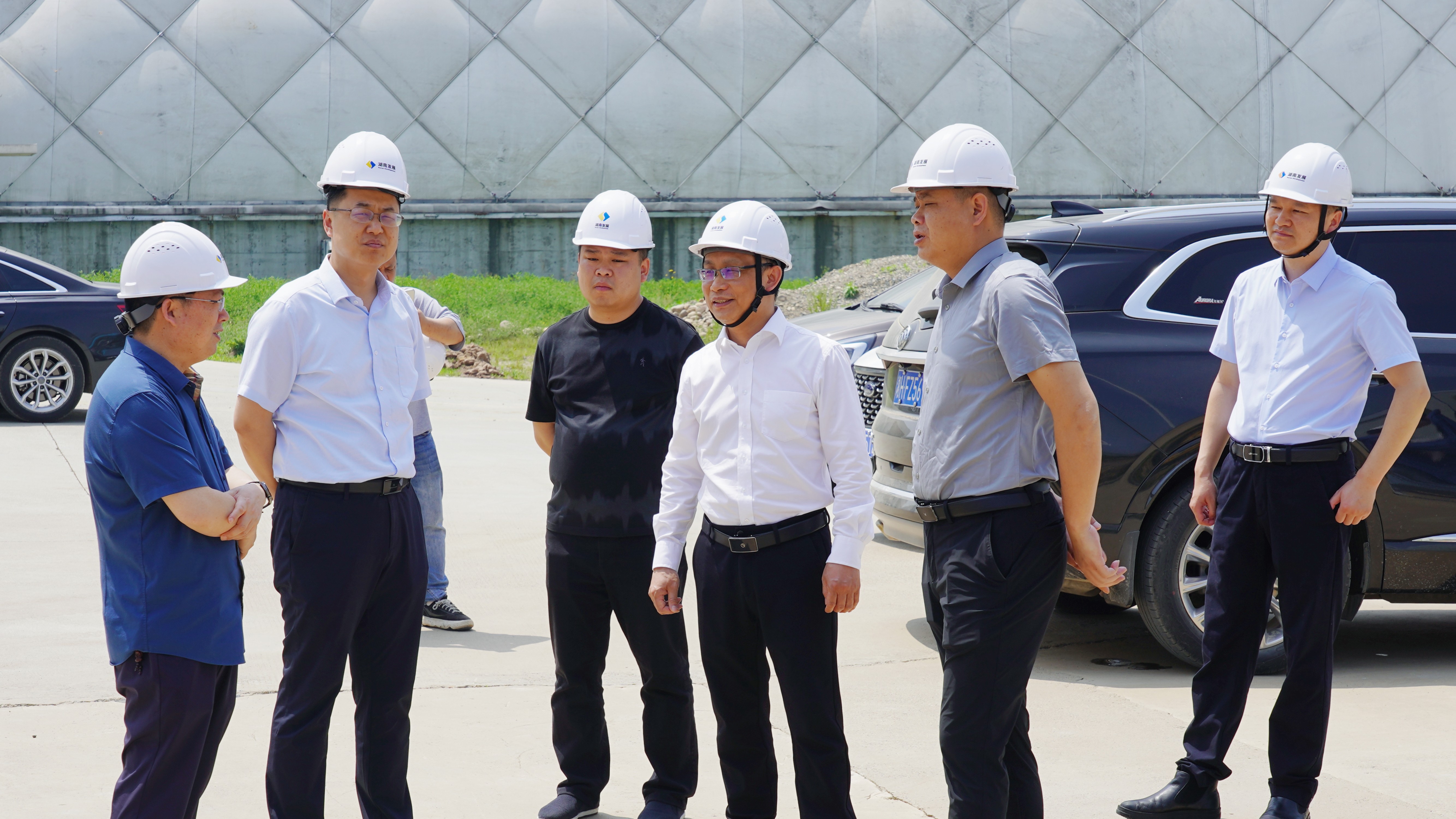 益阳市发改委一行调研乐动(中国)机制砂项目